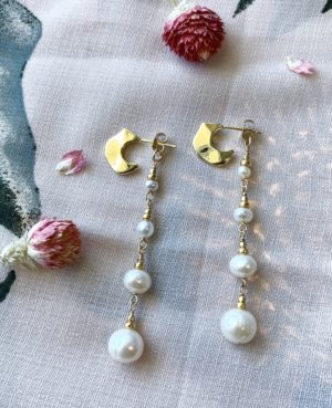 pearl earrings