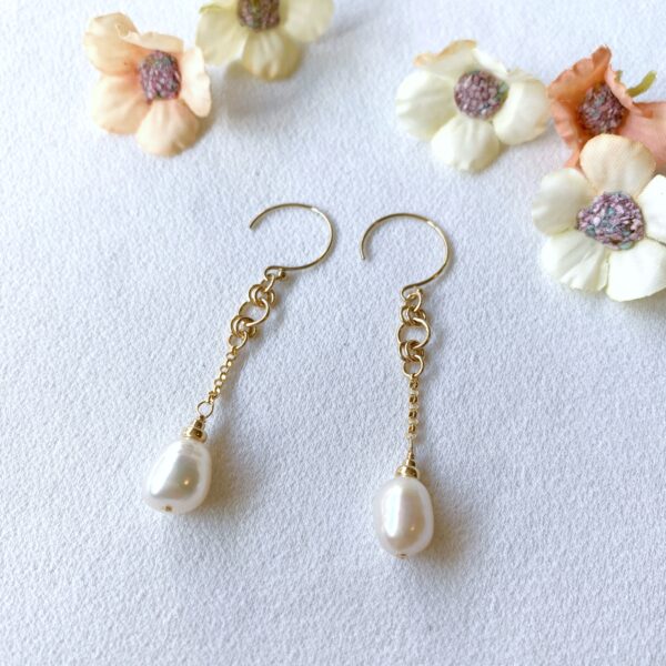 pearl earrings