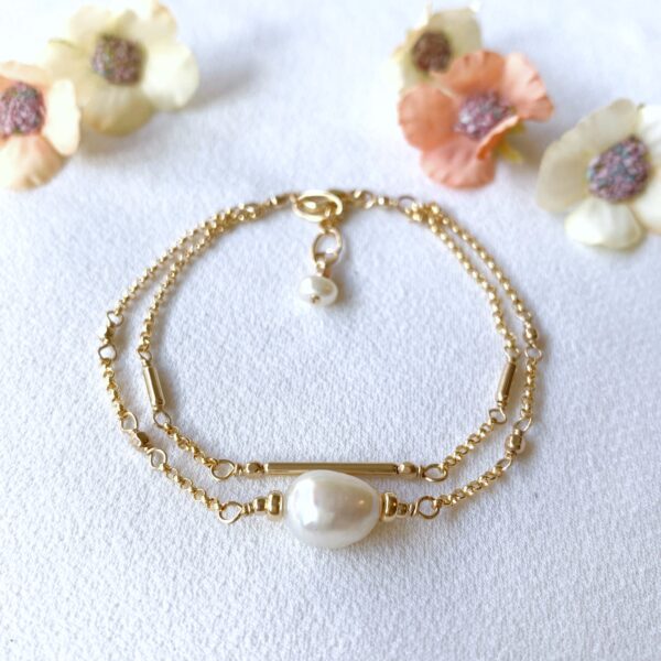 pearl bracelet