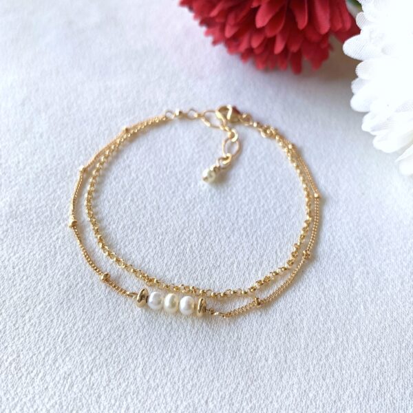 pearl bracelet