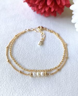 pearl bracelet