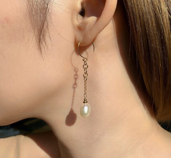 pearl earrings