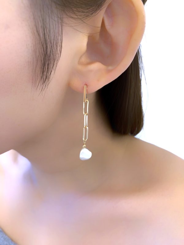 pearl earrings