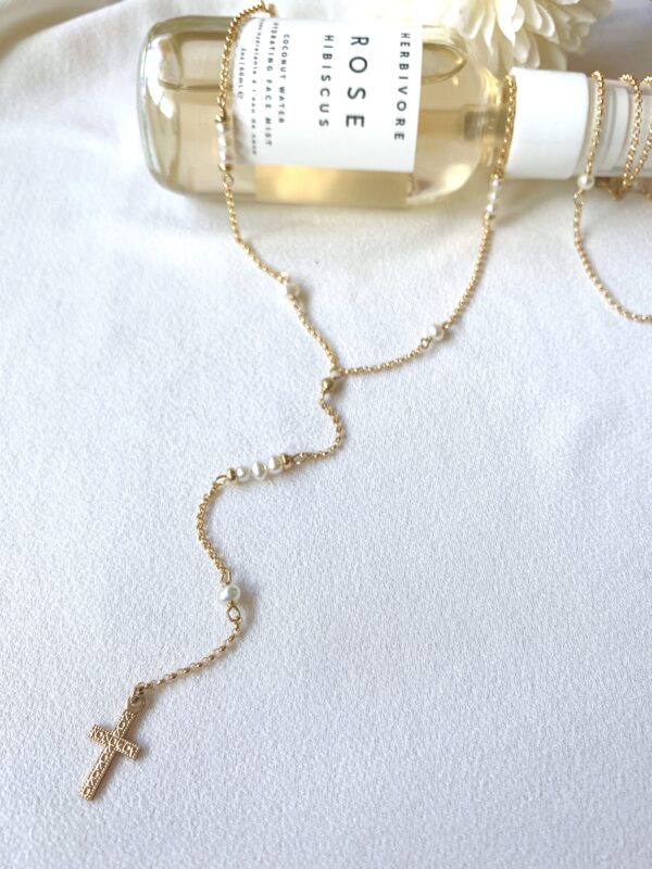 Pearl rosary necklace