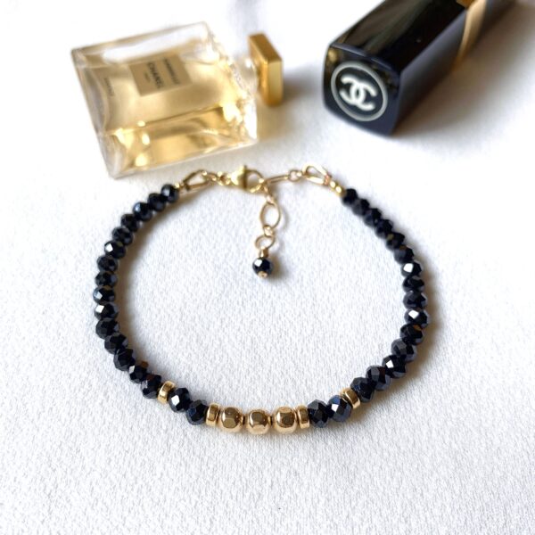 Black spinel bracelet