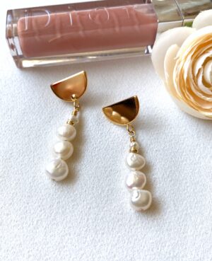 pearl earrings