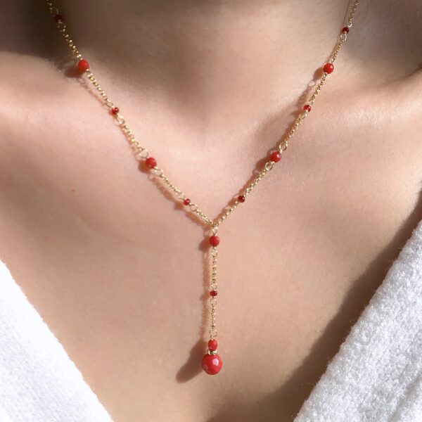 Red coral necklace