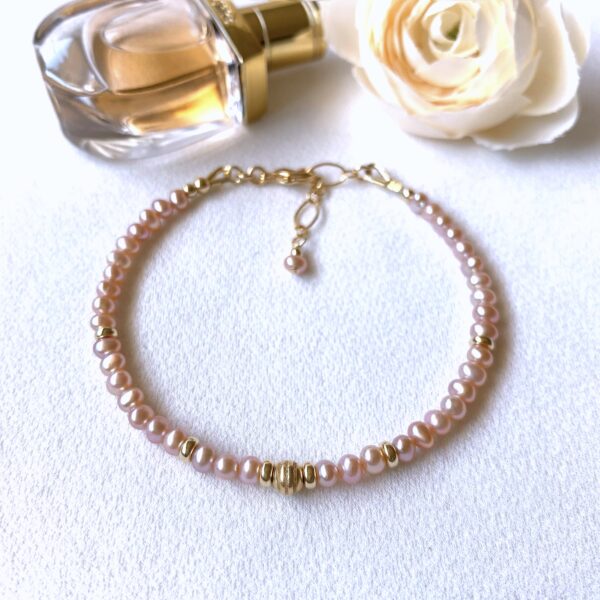 pearl bracelet