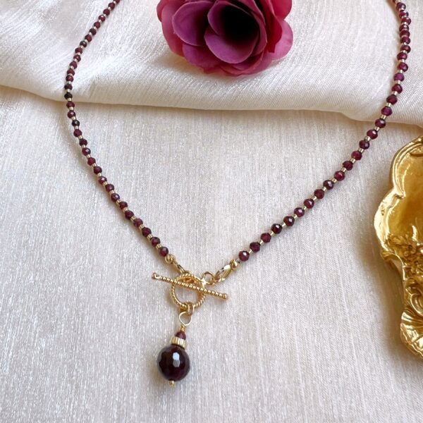 Garnet Asher beaded toggle necklace - Image 4