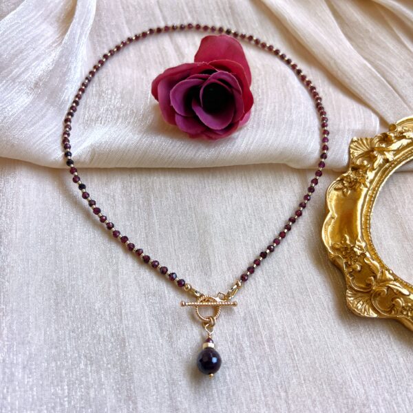 Garnet Asher beaded toggle necklace - Image 3