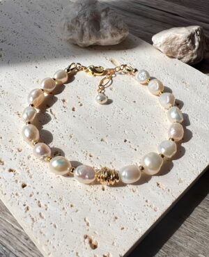 Baroque pearl gold beaded bracelet
